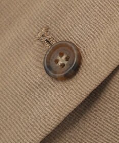 Green Parks クルーネック多釦ジレ