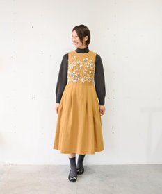 muuc 〈遠州織物の工場で織られた上質なコットン生地〉モクレン刺繍 後ろファスナー有り ノーカラー ノースリーブ ウエスト切り替えワンピース（セットアップ可能）