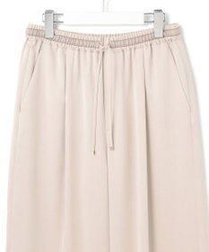 23区 【Oggi9月号掲載/撥水加工】スムースサテン タック ワイド パンツ