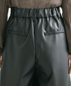 Green Parks レザーショートパンツ