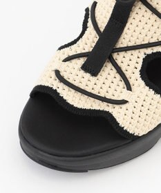 steppi 【一部店舗限定 / 洗える】厚底 スポーツサンダル