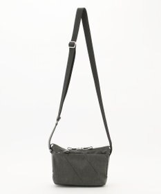 Y'SACCS ストリームラインポシェット