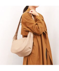 UNBILLION カシュカシュ cachecache / レザータッチソフトショルダーバッグ