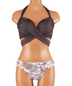 San-ai Resort（三愛水着楽園） ワコール定番商品カップ使用【グラマラスフィット】クロスワイヤー水着　9D-M　【San-ai Resort（サンアイリゾート）】