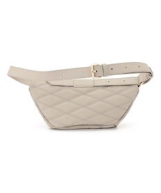 23区 キルティング ボディバッグ