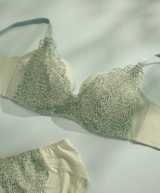 une nana cool MADE WITH LIBERTY FABRIC さあわたし レース 脇高ブラジャー