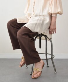 INTER-CHAUSSURES 【ITALIAN SHOEMAKERS】フラワーベルトトングサンダル