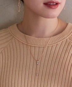 Phoebe 【金属アレルギー対応】ラディアンスビジューYラインネックレス　シャンパンゴールド