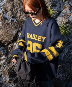 WEGO ナンバリングジャガードVネックニット