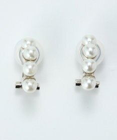 Phoebe 【痛くないシリーズ】ノーブルパールエアリーイヤリング　シルバー