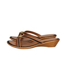 INTER-CHAUSSURES 【ITALIAN SHOEMAKERS】シェルモチーフ トングサンダル