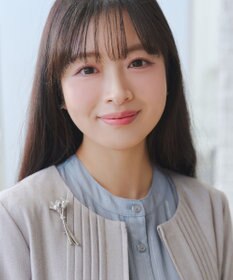 Tiaclasse フローラルブーケブローチ