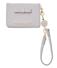 Maison de FLEUR 二つ折りリールパスケース