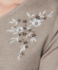 Tiaclasse 【洗える】刺繍リブニットトップス