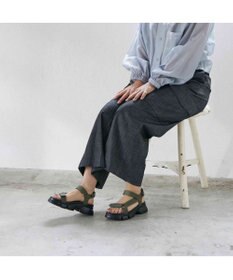 ing <ing>ボリュームソールスポーツサンダル