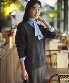 23区 【見上愛さんコラボカラー/VERY掲載】カシミヤブレンド Vネック ニット