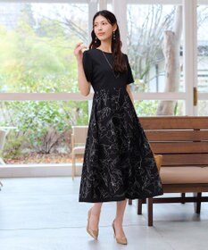 Tiaclasse 【小倉優子さん着用・新色追加・洗える】モノトーンフラワープリントワンピース