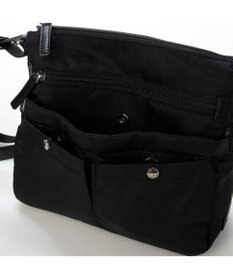 LA BAGAGERIE フロントポケット　スクエアナイロンショルダー　Sサイズ