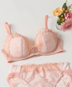 Wing 【マッチミーブラ】　ノンワイヤー　ブラがわたしに合わせてくれる　しめつけない快適な着用感　ウイング／ワコール　KB2070