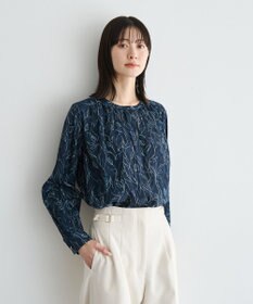 YECCA VECCA ラインフラワー柄ギャザーブラウス