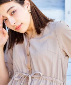 Tiaclasse 【金属アレルギー対応】パール＋ウェーブサークルピアス