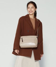 LA BAGAGERIE コーティングキャンバス ショルダーバッグ