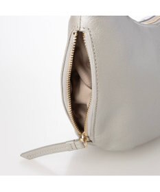 UNBILLION アトランタ ATLANTA / やぎ革軽量ハーフムーンショルダー