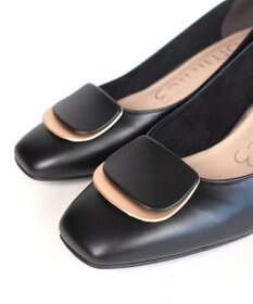 Dominic3 スクエアモチーフ レザーパンプス