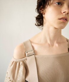 GRACE CONTINENTAL 刺繍パフスリーブニットトップ