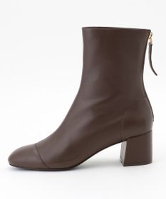 自由区 【SHIHOさん着用】ストレッチショート ブーツ