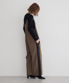 YECCA VECCA 袖釦クルーネックリブニット