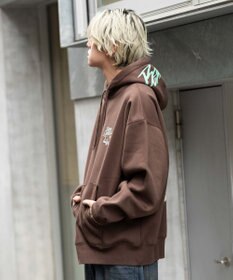 WEGO 【ユニセックス着用ITEM】別注BENDAVISグラフィックプルパーカー