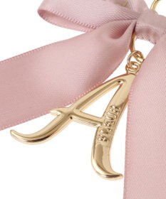 Maison de FLEUR イニシャルリボンパールチャーム