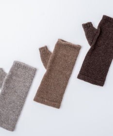 AND WOOL 〈上質な素材と手仕事から生まれた優しいニット〉ヤクの糸を編んだニット手袋