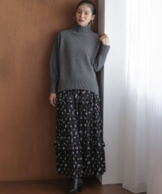 組曲 S 【加藤ローサさん着用 / レングス調整可能】ギャザーライトデシンティアード スカート