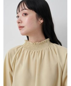 earth music&ecology シャーリングネックブラウス