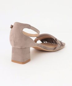 組曲 フリンジチャンキーヒールサンダル