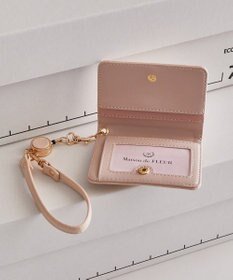 Maison de FLEUR 二つ折りリールパスケース