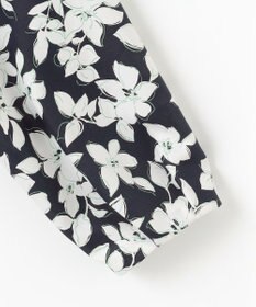 J.PRESS LADIES 【洗える】スパンフラワープリント  ボートネック ブラウス