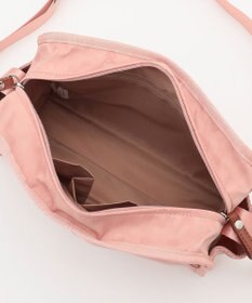 Y'SACCS 撥水ナイロンテープデザインスクエアショルダーバッグ