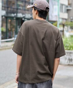 WEGO 【ユニセックス着用ITEM】アクセ付きグラフィックT（SS）