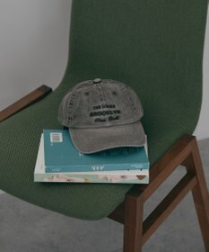 AMERICAN HOLIC 刺繍ロゴピグメントキャップ