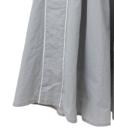 Green Parks ナイロンラインフレアスカート