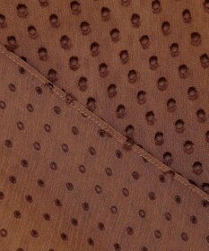 BEIGE， CALLERRY / シルク混ドットラッフルブラウス