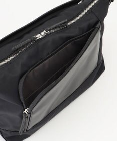 Y'SACCS ナイロン×リサイクルレザー　コンビマルチショルダー