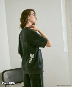 une nana cool トムとジェリー × une nana cool なめらかふわふわプルオーバー&ハーフパンツセット