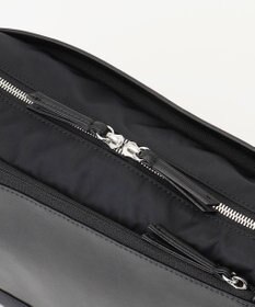 Y'SACCS ナイロン×リサイクルレザー　コンビマルチショルダー