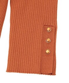 YECCA VECCA 袖釦クルーネックリブニット