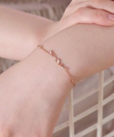 Phoebe シャイニーティアリーフブレスレット ローズゴールド