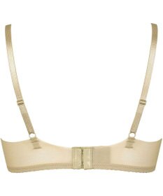 Wing 【エアリーソフトブラ】　ふんわりエアリーな着用感　脇から背中すっきり　ウイング／ワコール　KB2202